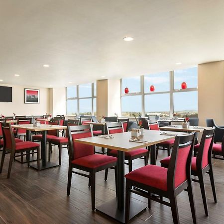 Ramada East Kilbride 호텔 외부 사진