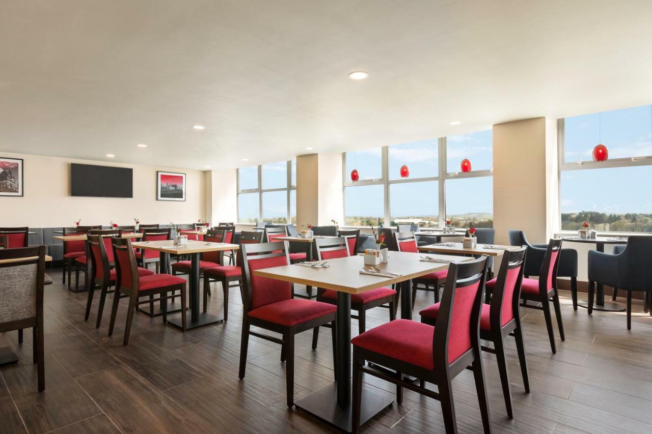 Ramada East Kilbride 호텔 외부 사진